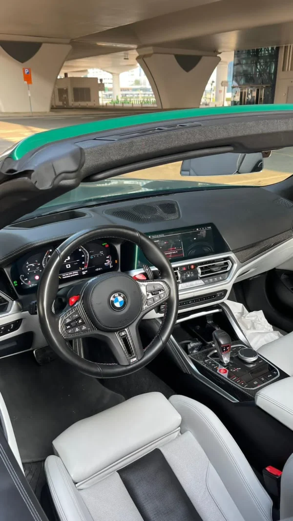 BMW M4 Convertible - Image 3