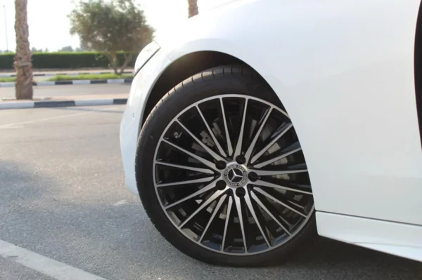 Mercedes C300 White - Image 6